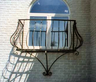 juliette balcony