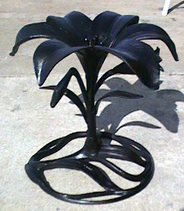 cast aluminum lily cocktail table base