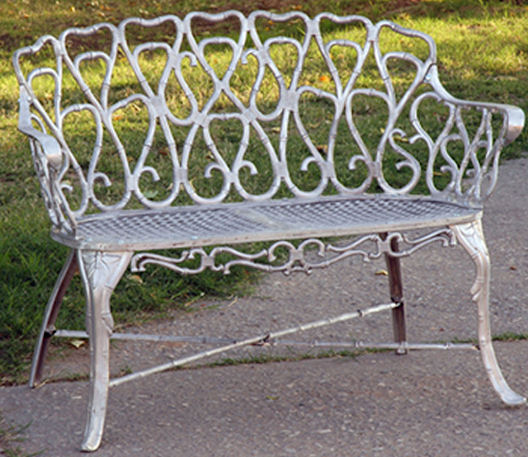 cast aluminum patio furniture
