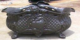 Large arc planter, model 3200