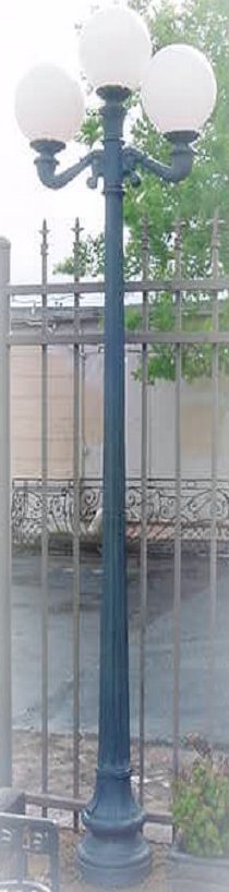 cast aluminum tall st charles lamp post