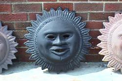 Medium cast aluminum sunface, model 4424.2